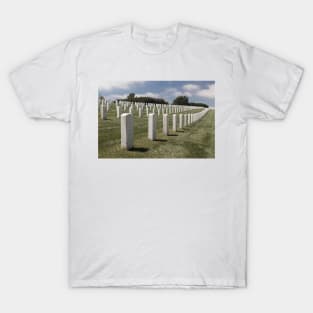 Lest We Forget © T-Shirt